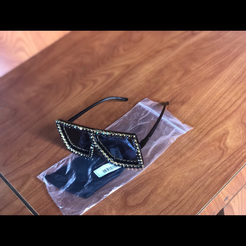 Black pair of shades with rhinestone trimming